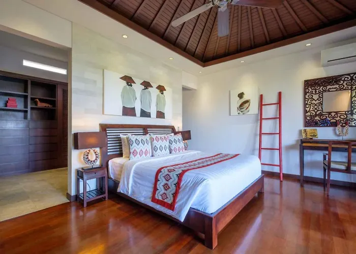 Kejora Beachfront Estate -stunning Eleven