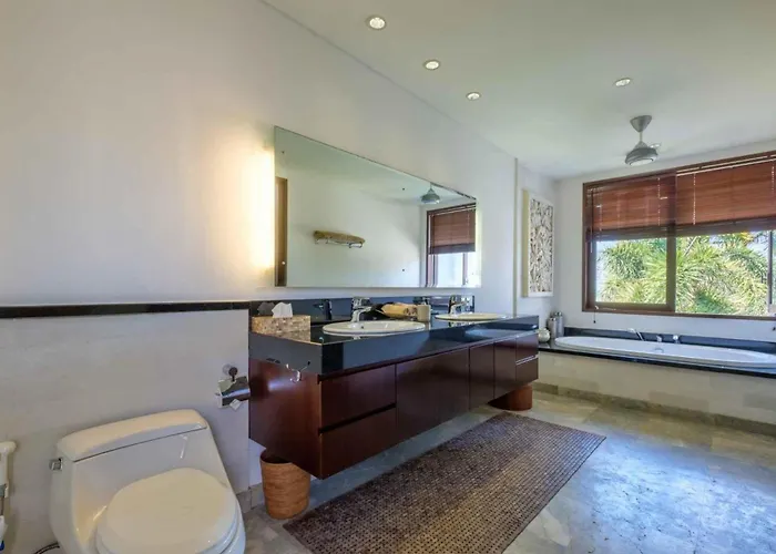 Kejora Beachfront Estate -stunning Eleven Villa Sanur